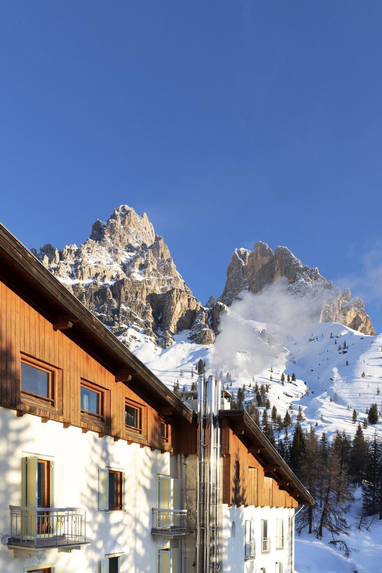 B&B Hotel Passo Tre Croci Cortina Cortina d'Ampezzo Ngoại thất bức ảnh